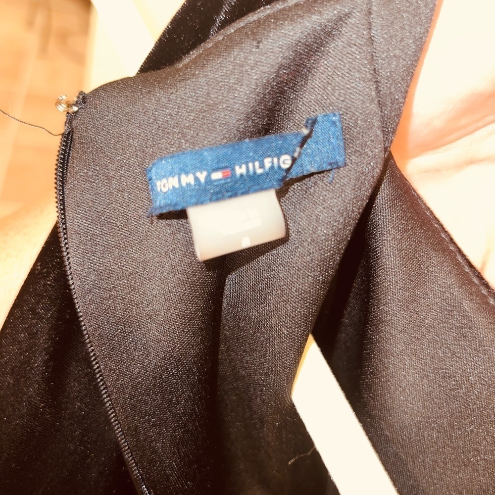 Tommy Hilfiger size 8 little black dress with velvet stripes - Picture 5 of 8